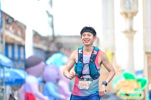 BIB: 5063
                            <button type="button" onclick="openModal(24884916)" class="btn btn-primary btn-sm float-right btn-popup" data-toggle="modal" data-target=".modal-high-quality">
                        <i class="fas fa-shopping-cart"></i> Add to Cart
                    </button>
                                            <button type="button" onclick="isThisMe(24884916, true)" class="btn btn-success btn-sm float-right btn-popup btn-isme hidden" data-toggle="tooltip" data-placement="bottom" title="นี่คือรูปของคุณใช่ไหม คลิกที่นี่เพื่อเอาเข้าอัลบั้ม">
                        <i class="fas fa-plus"></i> Add to album
                    </button>
                    <button type="button" onclick="isThisMe(24884916, false)" class="btn btn-warning btn-sm float-right btn-popup btn-isnotme hidden">
                        <i class="fas fa-ban"></i> Remove from album
                    </button>